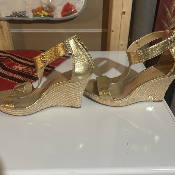Michael Kors Wedge Heels - Picture 12 of 12